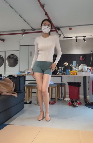 [ROSIд��]С��Ƶϵ��618 [MP4-254MB]